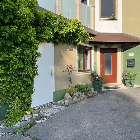 Holiday Apartment In Gmunden Moosham